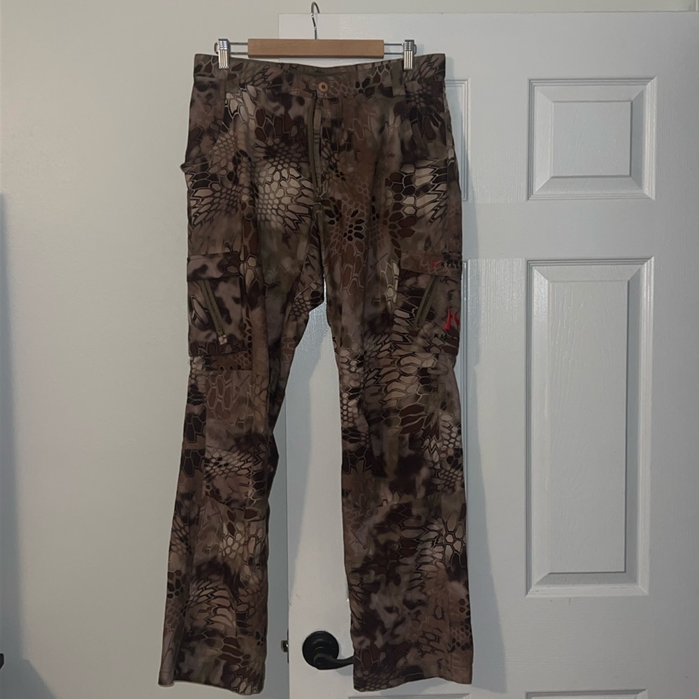 Killik camo pant in the Kryptek Highlander pattern